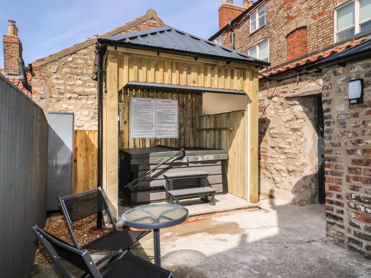 6 Church Hill Malton Esterno foto